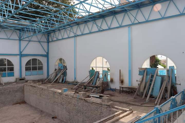 فيما تم الإعلان عن إجراءات جديدة ..  المسبح البلدي بالقيروان مغلق منذ أكثر من 5 سنوات